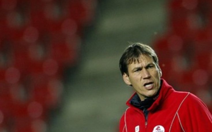 Треньорът на Лил бесен от индивидуалните грешки и от съдията