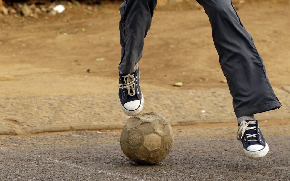 Инспекция от УЕФА пристига да види дали сме готови за Евро 2013