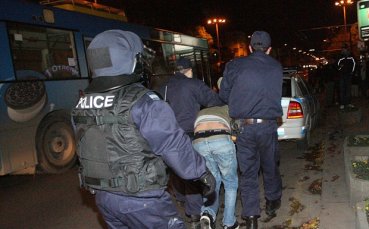 18 фенове задържани за сблъсъците след ЦСКА - Рапид Виена