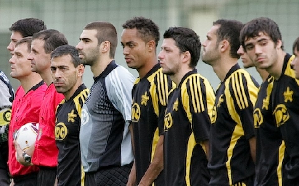 Владо Стоянов и Шериф с важна победа в Молдова