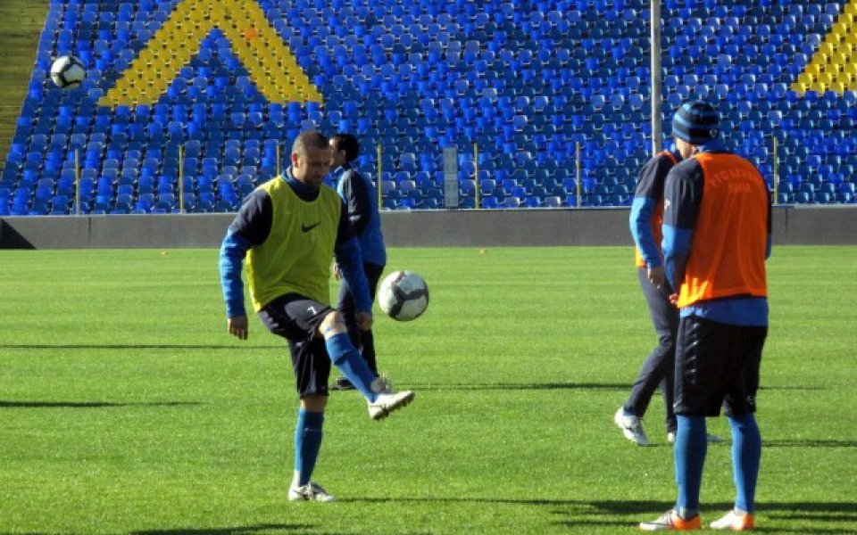 СНИМКИ: Левски тренира с настроение, Огнянов или Александров сменя Тасевски