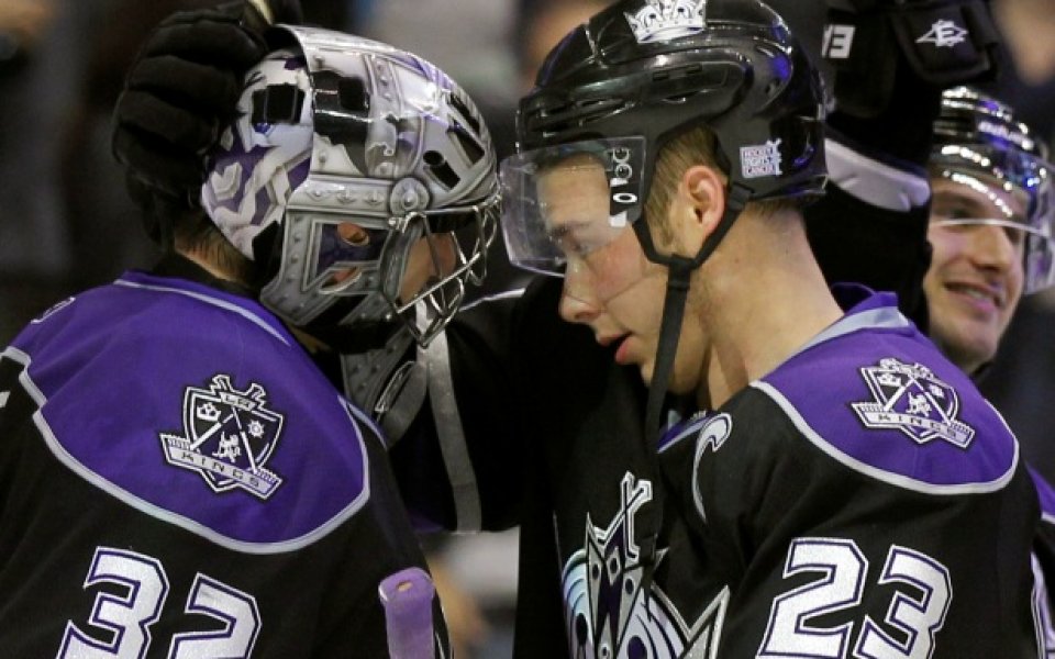ЛА Кингс продължава да е лидер в НХЛ