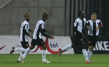 Локо Пд преговаря за нов договор с Карвальо