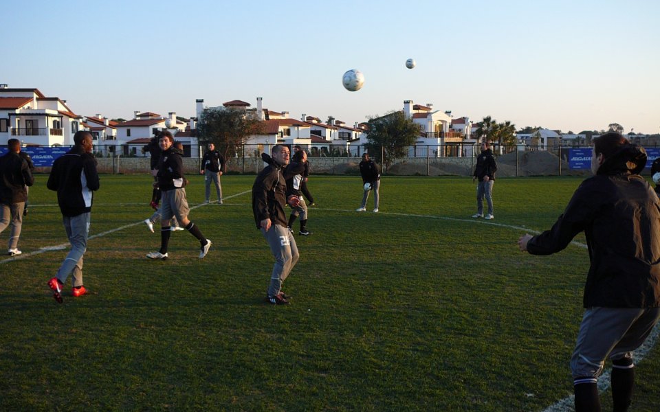 Локо Пд ще се готви в Анталия през зимата