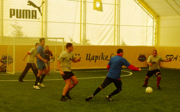 Гонг отпадна с победа от медийния турнир на Царско село