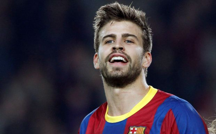 Пике: Фабрегас пак иска да играе в Барселона
