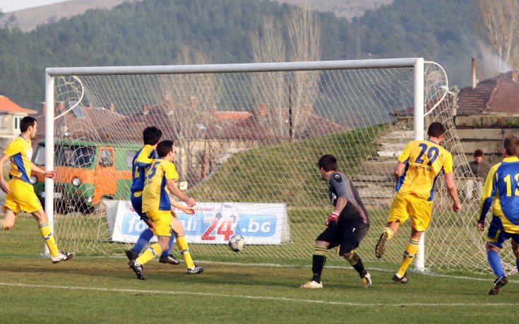 Сливнишки герой и Вихър (Алдомировци) излизат в благотворителен мач