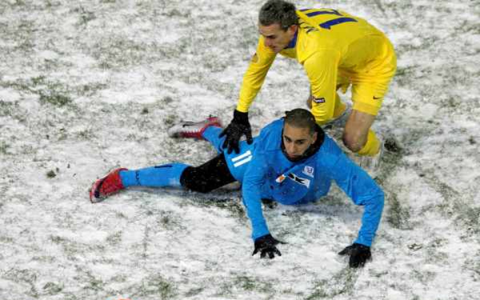 Левски не се справи със снега и Гент и се сбогува с Лига Европа