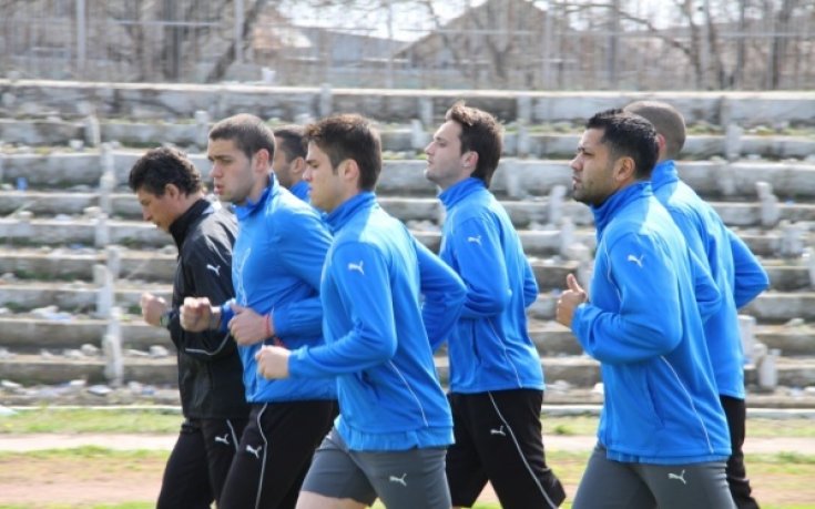 Португалска легенда кандидат за треньорския пост в Черноморец