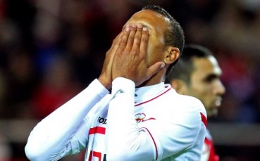 Луис Фабиано не мисли да напуска Севиля