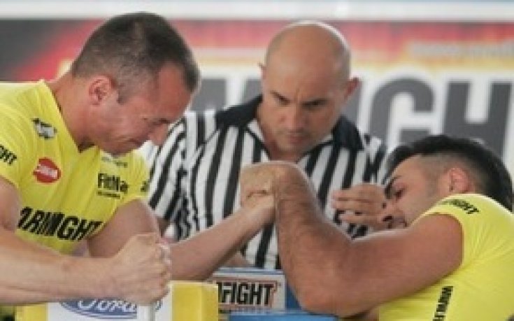 Сребърен медал за Стефан Ленгаров на Световното по канадска борба