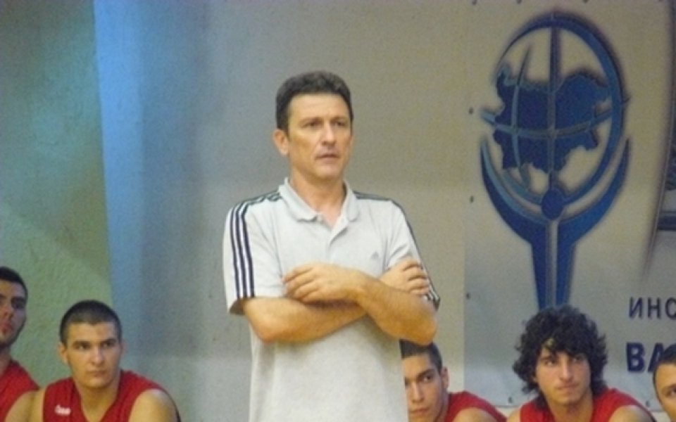 Георги Младенов е новият старши треньор на Берое 07