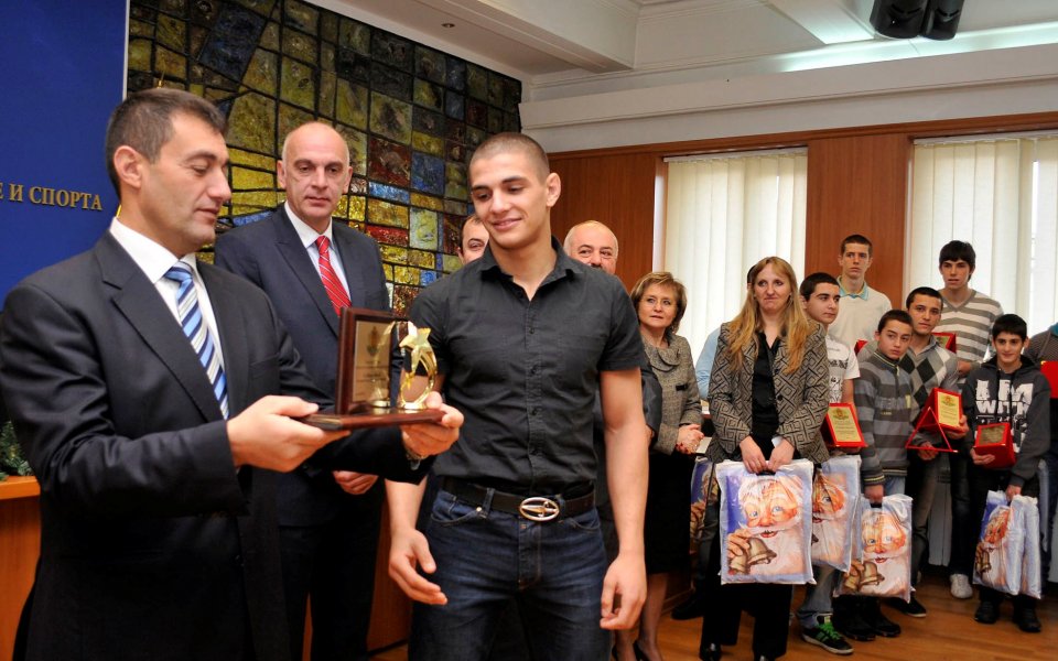 МФВС отличи десетте най-добри спортисти на Спортното училище „Ген. Владимир Стойчев”