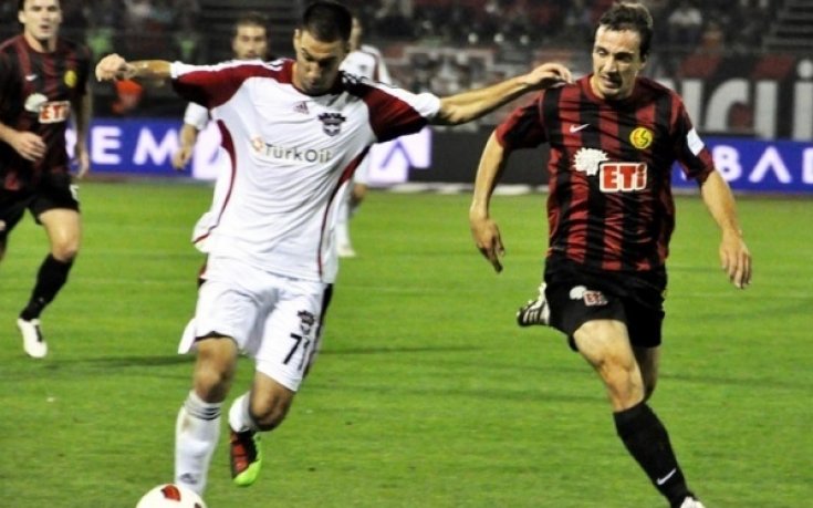 ВИДЕО: Ивелин Попов наказа Галатасарай