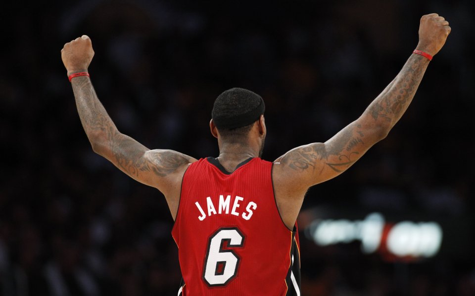 ЛеБрон върна Коби в първи клас, Орландо спря серията на Бостън