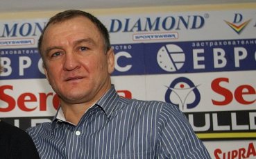 Треньорът на Мишо Ганев: Това само психопат може да го направи