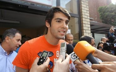 Кака се завръща в състава на Реал