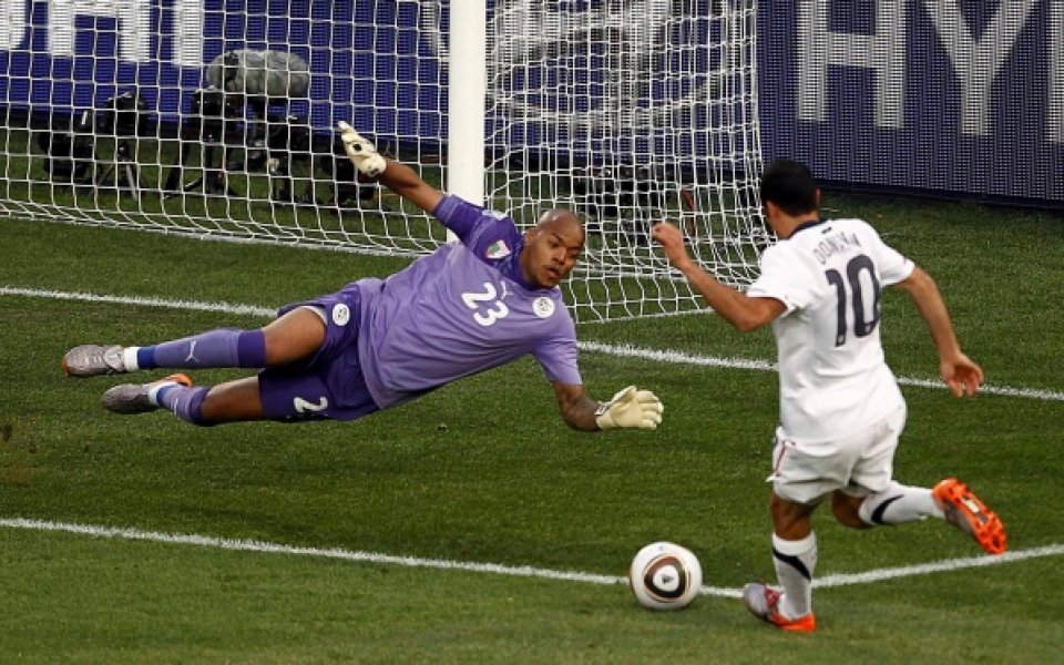 Славия прибира 14 хил. долара от Райс Мболи и участието му на Мондиала