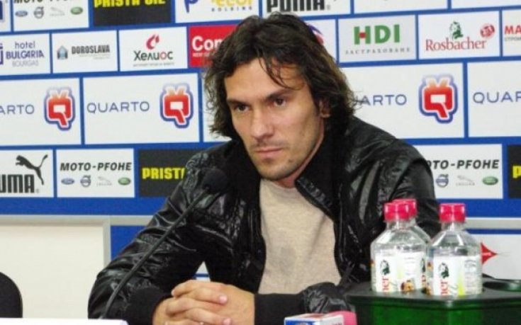 И Марсио Нуньо на проби в руски тим