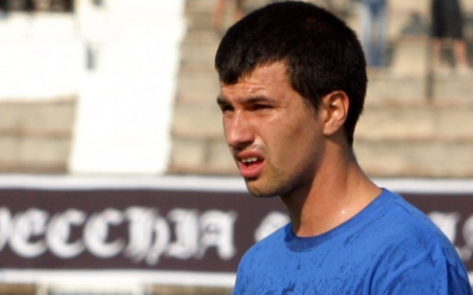 БФС наказа за 1 година бивш играч на ЦСКА и Локо Пд
