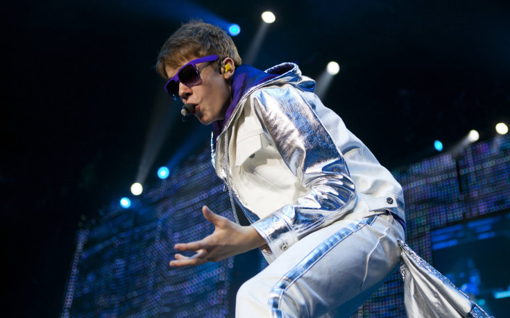 ВИДЕО: Канадският поп певец Джъстин Бийбър тренира с Барселона