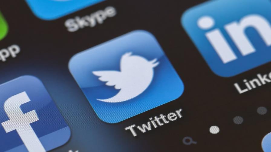 „Туитър“ се опитва да разведри гръцката криза