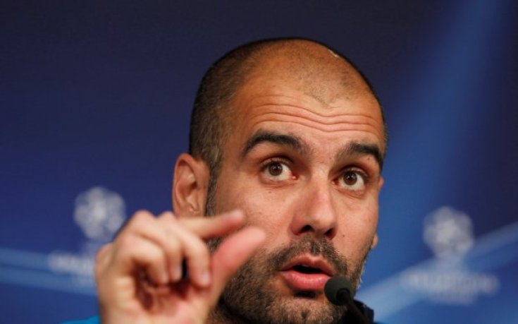 Пеп: Моу е ши…ят бос в залата за пресконференции и ши…ят господар на медийните игрички