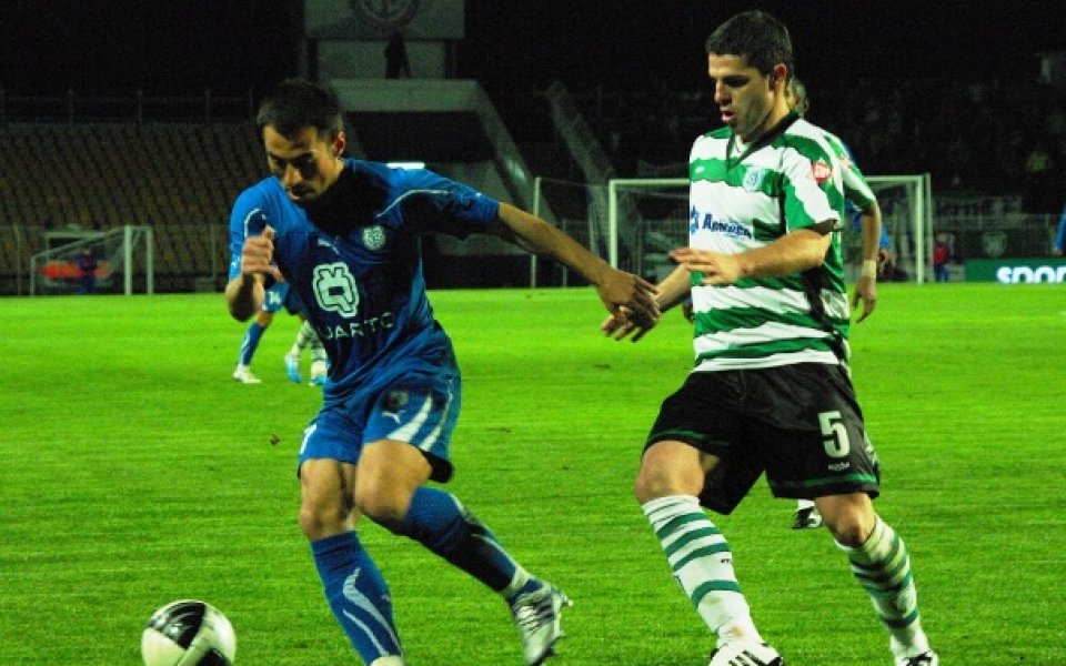 Черноморец замина за София с група от 19 футболисти, Аноднов се завръща