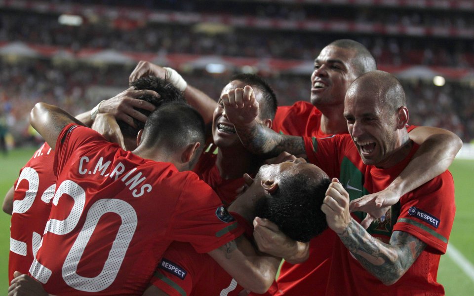 Португалия оглави класирането в група Н