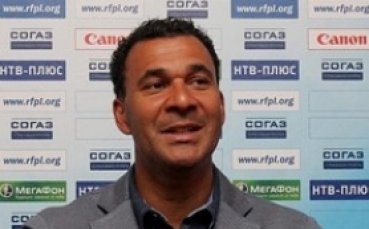 Рууд Гулит вече не е треньор на Благой Георгиев в Терек