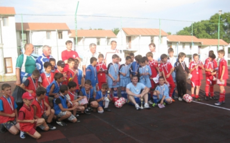 Децата на ЦСКА спечелиха турнира „Червени сърца”