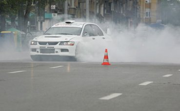 Крум Дончев остана трети в рали Сърбия 2011