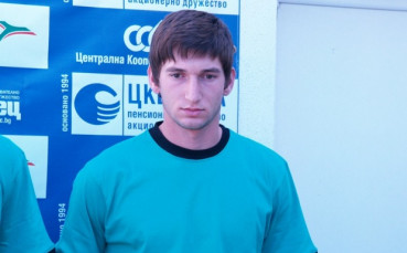 СНИМКИ: Черно море подписа с 4-ма, има и нов лекар
