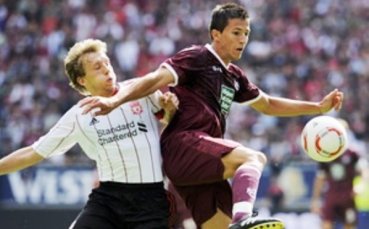 Мицански бележи за Кайзерслаутерн в контролна среща