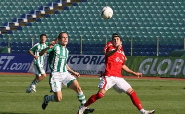 В Полша продължават да пишат за интерес на Висла към Делев