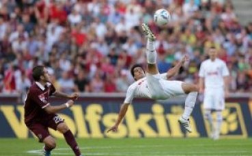 Кьолн и Кайзерслаутерн не се победиха, Мицански отново извън групата