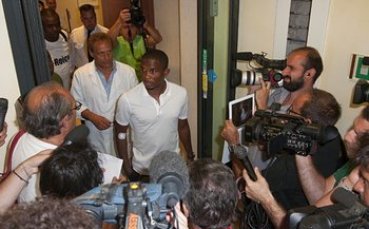 ВИДЕО: Благой титуляр при загуба, Ето'о спаси новия си тим