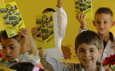 СНИМКИ: От Миньор зарадваха първолаците