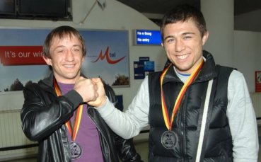 Базaн е на 1/2-финал, спечели квота за Олимпиадата Лондон 2012