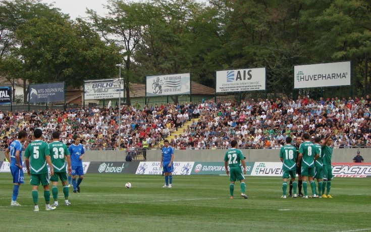 Лудогорец надигра и победи Левски на своята нова Арена