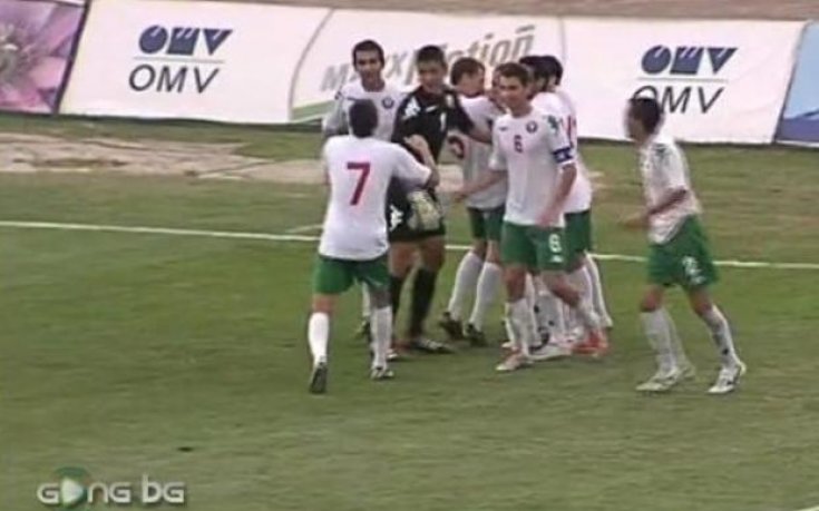 Юношите отпаднаха след загуба от Босна