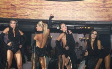 Едгар Давидс на чалга, празнува със Славия и балет Нова победата над ЦСКА