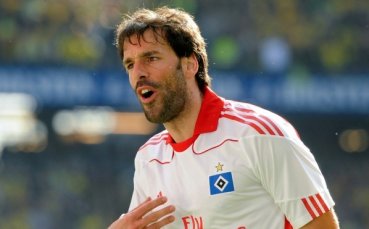 Нистелрой: Няма да се радвам, ако вкарам на Реал