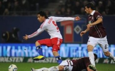 10 от Хамбургер измъкнаха равен срещу Кайзерслаутерн