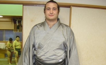 Котоошу ще защитава ранга си одзеки и във Фукуока