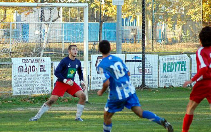 Юноша на Левски прави фурор в Испания, спаси три дузпи в един мач