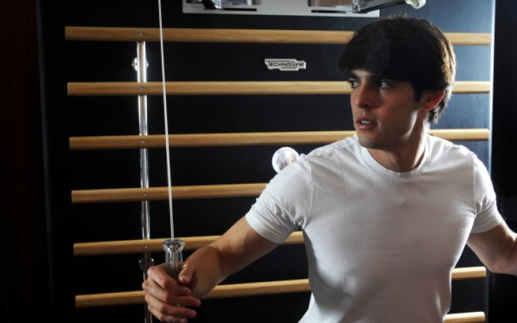 Агентът на Кака: Той иска да остане в Реал