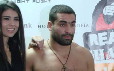 Благой Иванов разби Родригес пред погледите на Поветкин и Лебедев