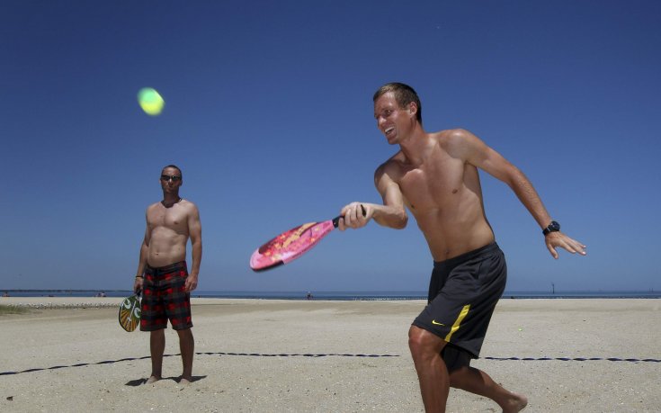 СНИМКИ: Сърдиткото Бердих се усмихна... на плажа