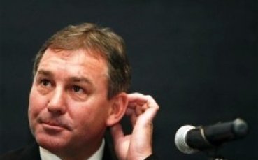 Брайън Робсън се завръща в треньорската професия